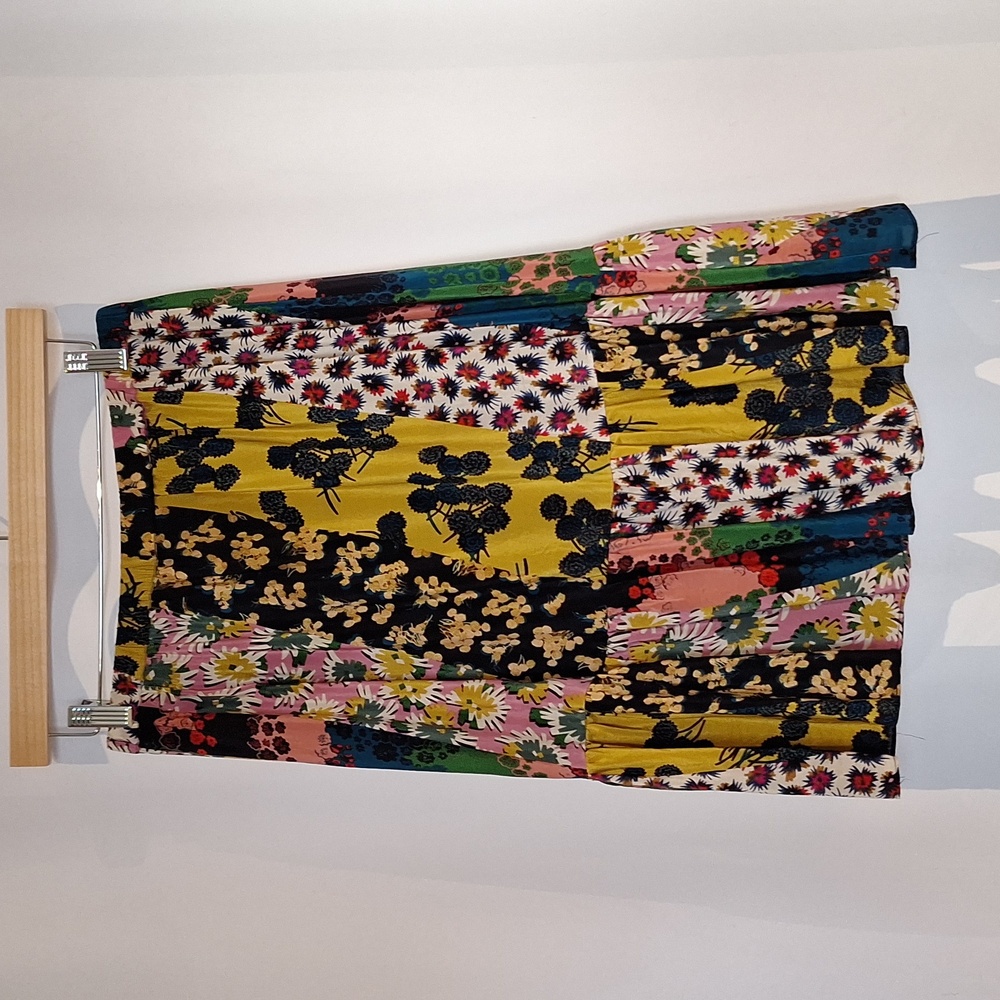 Maeve Flounce Patchwork 100% Silk Skirt Size SP - Picture 6 of 8